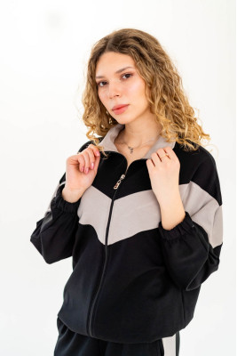 Костюм жіночий